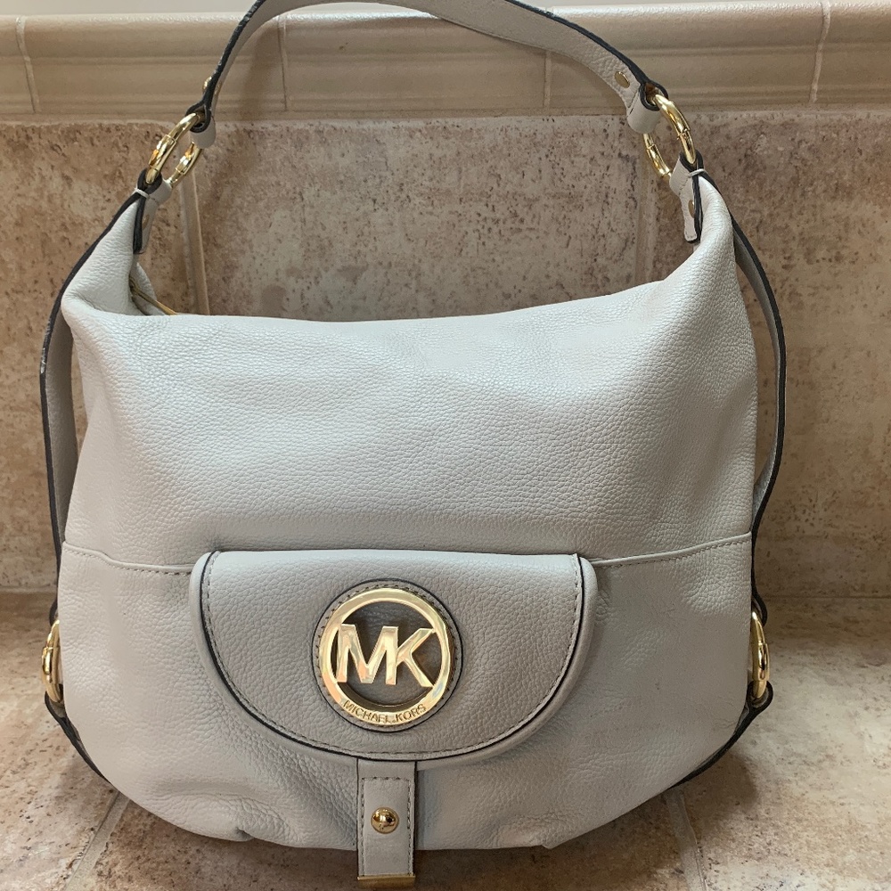 Michael Kors Hobo